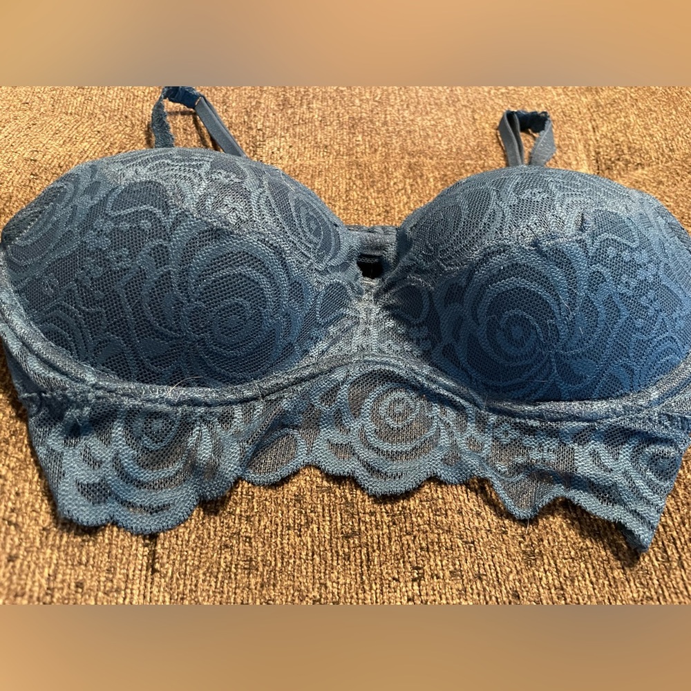 NWOT PINK Lace M